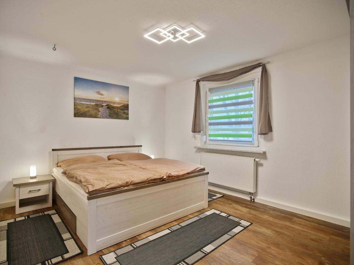 Gaeste- Und Ferienwohnung In Der Sportstadt 里萨 外观 照片